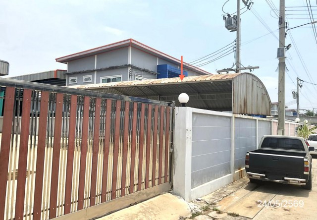 ขายโรงงาน บุญโต แฟคตอรี่ ถนน สมุทรสงคราม-สมุทรสาคร ตำบล บางโทรัด อำเภอ เมืองสมุทรสาคร จังหวัด สมุทรสาคร  หมู่บ้าน บุญโต แฟคตอรี่ ซอย ภายในโครงการ ถนน สมุทรสงคราม-สมุทรสาคร ตำบล บางโทรัด อำเภอ เมืองสมุทรสาคร จังหวัด สมุทรสาคร  ราคาโปรโมชั่น 26,886,000 บาท    ลดจาก 33,166,000 บาท ราคาโปรโมชั่นตั้งแต่วันที่ 1 กรกฎาคม 2569 – 30 กันยายน 2569  รายละเอียดทรัพย์ -  เนื้อที่ 2 ไร่ 2 งาน 54.20 ตารางวา พ�