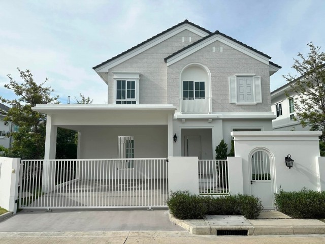 ให้เช่า #บ้านเดี่ยว หมู่บ้าน ชัยพฤกษ์ บางนา กม.15 ถนน บางนา-ตราด #ใกล้เมกาบางนา ราคาเช่า 75,000 บาท/เดือน#รายละเอียดประเภททรัพย์ : บ้านเดี่ยว 2 ชั้น #แปลงมุมหมู่บ้าน : ชัยพฤกษ์ บางนา กม.15 (Chaiyapruek Bangna km. 15)ขนาด : 62.2 ตารางวาพื้นที่ใช้สอย : 185 ตรม.จำนวนห้อง : 3 ห้องนอน 4 ห้องน้ำ- 1 ห้องรับแขก- 1 ห้องอเนกประสงค์- 1 ห้องครัว- พื้นที่โซนทำงานที่จอดรถ : 2 คันเฟอร์นิเจอร์/เครื่องใช้ไฟฟ้า : บ้านบิ้วอิน �