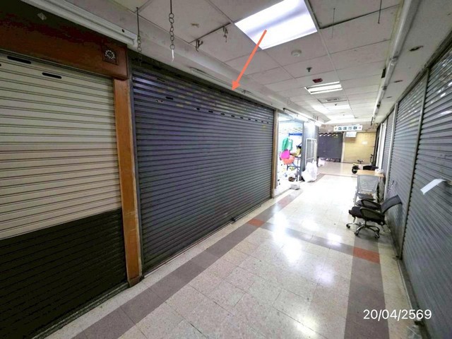 ขายห้องชุดสำนักงานกรุงเทพ โครงการ ใบหยก 2   ซอย ราชปรารภ 3 ถนน ราชปรารภ แขวง ถนนพญาไท เขตราชเทวี จังหวัด กรุงเทพมหานคร  ราคาโปรโมชั่น  3,870,000  บาท    ลดจาก  4,616,000  บาท  ราคาโปรโมชั่นตั้งแต่วันที่ 1 กรกฎาคม 2569 – 30 กันยายน 2569  รายละเอียดทรัพย์ -  พื้นที่ใช้สอย 24.95 ตร.ม. -  3 ห้องนอน 2 ห้องน้ำ   พิกัดทรัพย์ : https://maps.app.goo.gl/ArgTr5pWfUCnEZ7QA  สถานที่ใกล้เคียง   - ตลาดประตูน้ำ - โรงพยาบาลพญาไท 1 - สถานีรถไฟพญาไท - ส�