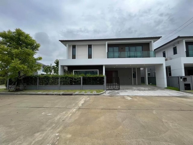 P751 ให้เช่า ขาย บ้านเดี่ยว 2 ชั้น โครงการ เซนโทร วิภาวดี CENTRO Vibhavadi ถนนช่างอากาศอุทิศ หลังมุม เดินทางสะดวก เหมาะพักอาศัยขายราคา 15,500,000 บาทค่าเช่าราคา 130,000 บาท/เดือน สัญญาขั้นต่ำ 1 ปี ประกัน 2 เดือน ล่วงหน้า 1 เดือนติดต่อ คุณช่อผกา โทร 0616198565 LINE 0616198565สำรอง LINE 0812523279 ส่งลิ้งก์ไว้ได้เลย-ให้เช่า ขาย บ้านเดี่ยว 2 ชั้น โครงการ เซนโทร วิภาวดี CENTRO Vibhavadi ถนนช่างอากาศอุทิศ หลังมุม-ที่ดินขนาด 75.4 ตรว.-4 �