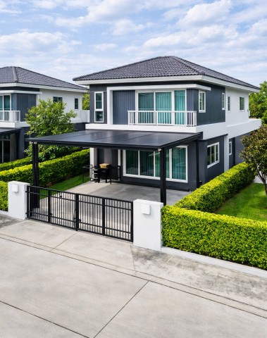 บางนา-วงแหวน บ้านเดี่ยว 2 ชั้นฟังก์ชั่น 3นอน กิ่งแก้ว25 ใกล้รพ.จุฬารัตน์9 1กม. 26,998B-M. 2 น้ำ บรรยากาศดี เงียบสงบ พร้อมเฟอร์ฯ และเครื่องใช้ไฟฟ้าครบ เดินทางง่าย ใกล้นิคมอุตสาหกรรมอัญธานี เจมโมโปลิส 1 กม.แหล่งช้อปปิ้ง และสถานศึกษา เชื่อมต่อถนนกิ่งแก้ว บางนา-ตราด และกาญจนาภิเษกได้สะดวก  ศุภาลัยวิลล์ Bangna Outer Ring Rd.26,998THB/month. 2-story Kingkaew25 near Chularat9 Hospital 1km. house with 3 bed and 2 bath  Quiet and peaceful atmosphere fully furnished with appliances. Easy access to Kingk