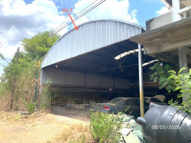 ขายโรงงาน กาญจนบุรี ถนน หนองตากยา-ด่านมะขามเตี้ย ตำบล หนองตากยา อำเภอ ท่าม่วง จังหวัด กาญจนบุรี  ถนน หนองตากยา-ด่านมะขามเตี้ย ตำบล หนองตากยา อำเภอ ท่าม่วง จังหวัด กาญจนบุรี  ราคาโปรโมชั่น 7,335,000 บาท    ลดจาก 9,519,000 บาท ราคาโปรโมชั่นตั้งแต่วันที่ 1 กรกฎาคม 2569 – 30 กันยายน 2569  รายละเอียดทรัพย์ -  เนื้อที่ 2 ไร่   พื้นที่ใช้สอย 892 ตร.ม. -  บ้านหันไปทางทิศตะวันออกเฉียงใต้  พิกัดทรัพย์ :