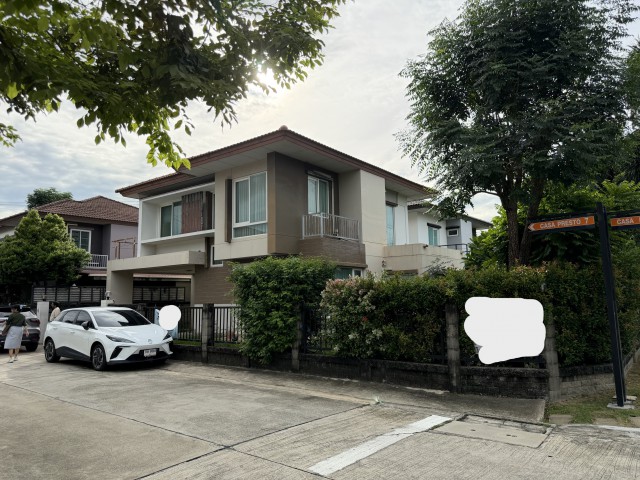 ขาย บ้านเดี่ยว/ทาวน์เฮ้าส์/คอนโด Casa Presto ราชพฤกษ์-แจ้งวัฒนะ  ถนน/ซอย ตำบลอ้อมเกร็ด อำเภอปากเกร็ด จังหวัดนนทบุรี  ราคา  4,650,000   บาท  ( ราคาต่อรองได้ )  รายละเอียดทรัพย์ -  เนื้อที่ 68.60  ตารางวา  พื้นที่ใช้สอย 172.00 ตารางเมตร -  บ้านหันไปทางทิศ ตะวันออกเฉียงใต้  พิกัดทรัพย์ : https://maps.app.goo.gl/kdYMKiBv8tarNMEZ8  สถานที่ใกล้เคียง   -โรบินสันไลฟ์สไตล์ ราชพฤกษ์ -โรงเรียนสารสาสน์วิเทศราชพฤกษ์ -โรงพยาบาลปาก�