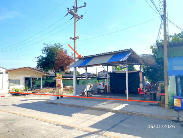 ขายโรงงาน นครปฐม ถนน เพชรเกษม ตำบล ไร่ขิง อำเภอ สามพราน จังหวัด นครปฐม  ซอย เทศบาล 6 ถนน เพชรเกษม ตำบล ไร่ขิง อำเภอ สามพราน จังหวัด นครปฐม  ราคาโปรโมชั่น 25,758,000 บาท    ลดจาก 32,798,000 บาท ราคาโปรโมชั่นตั้งแต่วันที่ 1 กรกฎาคม 2569 – 30 กันยายน 2569  รายละเอียดทรัพย์ -  เนื้อที่  2 ไร่ 2 งาน 96 ตารางวา  พื้นที่ใช้สอย 2,532.50 ตร.ม. -  บ้านหันไปทางทิศตะวันตกเฉียงเหนือ  พิกัดทรัพย์ : https://maps.app.goo.gl/ZvvsivfZotEhXd727  สถานท