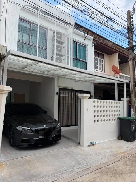 P760 ให้เช่า ทาวน์เฮ้าส์ 2 ชั้น 4 ห้องนอน ซอยสุขุมวิท 48 ตกแต่งสวยพร้อมเข้าอยู่ราคาเช่า 58,000 บาท/เดือน สัญญาขั้นต่ำ 1 ปี ประกัน 2 เดือน ล่วงหน้า 1 เดือนติดต่อ คุณช่อผกา โทร 0616198565 LINE 0616198565สำรอง LINE 0812523279 ส่งลิ้งก์ไว้ได้เลย-ให้เช่าทาวน์เฮ้าส์ 2 ชั้น 4 ห้องนอน ซอยสุขุมวิท 48 ตกแต่งสวยพร้อมเข้าอยู่-ที่ดิน 22 ตารางวา-พื้นที่ใช้สอย 130 ตารางเมตร-3 ห้องนอน 4 ห้องน้ำ-pet friendly-ใกล้ BTS พระโขนง และ BTS อ่อนน�