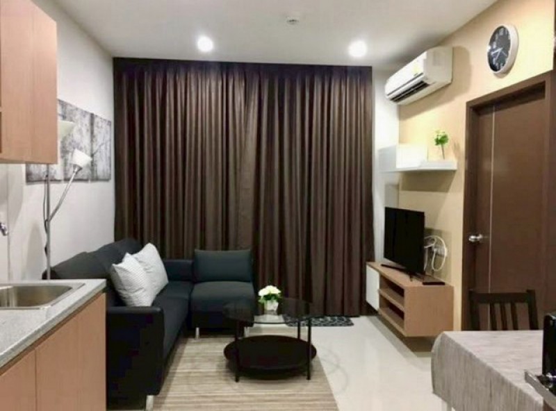 TEL:088-559 5199 คุณเอLine:https://line.me/ti/p/C0eGe0whLXขายคอนโด The Sky Condo Srirachaห้องสวย พร้อมเข้าอยู่ ทำเลดี ราคาคุ้มราคาขาย 1,980,000 บาทค่าโอนกรรมสิทธิ์ (50/50)ขนาด 35 ตารางเมตร1 ห้องนอน 1 ห้องน้ำชั้น 5 วิวโล่ง บรรยากาศเงียบสงบห้องสภาพดี พร้อมเข้าอยู่เครื่องใช้ไฟฟ้า* เครื่องปรับอากาศ 2 เครื่อง* ตู้เย็น* เตาไฟฟ้า* เครื่องทำน้ำอุ่น* อ่างอาบน้ำสิ่งอำนวยความสะดวก* สระว่ายน้ำ* ฟิตเนส* ระบบรักษาความปลอดภัย 24 ชั่วโ�