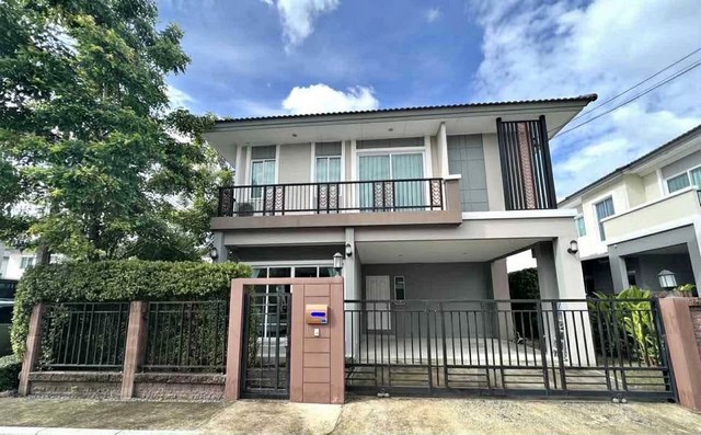 P763 ให้เช่า บ้านเดี่ยว 2 ชั้น โครงการ ภัสสร เพรสทีจ จตุโชติ วัชรพล Passorn Prestige ChatuChot-Watcharapol ใกล้ทางด่วนสุขาภิบาล5 ทางด่วนจตุโชติราคาเช่า 50,000 บาท/เดือนติดต่อ คุณช่อผกา โทร 0616198565 LINE 0616198565สำรอง LINE 0812523279 ส่งลิ้งก์ไว้ได้เลย-ให้เช่า บ้านเดี่ยว 2 ชั้น โครงการ ภัสสร เพรสทีจ จตุโชติ-วัชรพล Passorn Prestige ChatuChot-Watcharapol-ที่ดินขนาด 52 ตารางวา-3 ห้องนอน 3 ห้องน้ำ-มีห้องอเนกประสงค์ห้องกระจกด้านหลังต่อเติม -เฟอร์น�