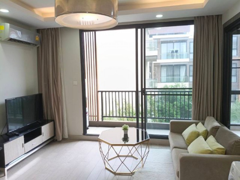 ให้เช่า 15,500/เดือน* The 8 Condo | ดิเอท คอนโดห้อง 1 Bedroom วิวสระว่ายน้ำ เฟอร์ครบ พร้อมเข้าอยู่.ขนาด 37 ตร.ม.1 ห้องนอนชั้น 3วิวสระว่ายน้ำตกแต่งพร้อมเฟอร์นิเจอร์เครื่องใช้ไฟฟ้าครบหิ้วกระเป๋าเข้าอยู่ได้เลย.ค่าเช่า 15,500 บาท/เดือนสัญญาเช่า 1 ปี.ทำเลเดินทางสะดวกใกล้แหล่งไลฟ์สไตล์และสถานที่สำคัญ• MAYA• นิมมาน• มหาวิทยาลัยเชียงใหม่• ถนนห้วยแก้ว• ถนนคันคลอง• รพ.มหาราชนครเชียงใหม่• ตล�