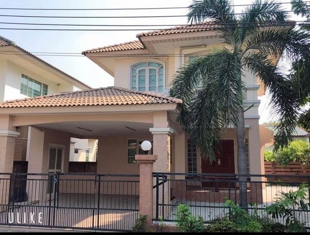 RH02374 บ้านเดี่ยว 2 ชั้น  4 ห้องนอน 1 ห้องนั่งเล่น 2 ห้องน้ำ  จอดรถได้ 2 คัน รามคำแหง118บ้านเดี่ยว รามคำแหง118ซ. รามคำแหง 118แขวงสะพานสูง สะพานสูง กรุงเทพมหานคร 10240บ้านเดี่ยว 2 ชั้น  4 ห้องนอน 1 ห้องนั่งเล่น 2 ห้องน้ำ แอร์ 5 ตัว เครื่องทำน้ำร้อน จอดรถได้2 คันใกล้ สนามบินสุวรรณภูมิ รร แอสคอต วัดลาดบัวขาวราคาเช่า 25,000/ เดือน Detached House, Ramkhamhaeng 118Soi Ramkhamhaeng 118, Saphan Sung Subdistrict, Saphan Sung District, Bangkok 102402-story detached house: 4 bedrooms, 1 living room, 2 bathrooms