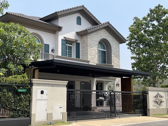 ขายบ้านเดี่ยวหรู นันทวัน รามอินทรา-พหลโยธิน 50 บ้านแปลงมุม เฟอร์นิเจอร์ครบ พร้อมอยู่ ทำเลวัชรพล-เทพรักษ์ ใกล้ทางด่วนและ BTS สายหยุดรายละเอียดทรัพย์- บ้านเดี่ยว 2 ชั้น แปลงมุม- ที่ดิน 108 ตารางวา- พื้นที่ใช้สอย 291 ตารางเมตร- 4 ห้องนอน 4 ห้องน้ำ- 1 ห้องแม่บ้าน- จอดรถ 3-4 คัน- บ้านหันหน้าทิศใต้- เฟอร์นิเจอร์ครบ พร้อมอยู่จุดเด่น- บ้านแปลงมุม- โครงการ Luxury จาก Land & Houses- ใกล้ทางด่วนและ B
