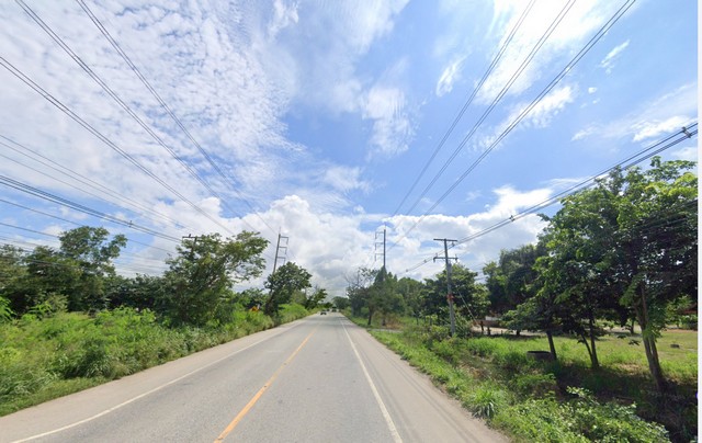        ขายที่ดิน 7 ไร่ 2 งาน 62 ตรว. ถมแล้วเต็มพื้นที่ ห่างจากถนนทางหลวงหมายเลข 3200 ( บางน้ำเปรี้ยว-ฉะเชิงเทรา )  เพียง 200 เมตร        ที่ดินถมแล้วเต็มพื้นที่ มีรูปแปลงสี่เหลี่ยมผืนผ้า มีส่วนด้านหน้าที่ติดถนน    140 เมตร ถนนภายในโครงการกว้าง 10 เมตร ทำด้วยคอนกรีตสถานที่ใกล้เคียงที่แปลงนี้ มีดังนี้โรงเรียนสิทธิสุนทรอุทิศอบต.โพรงอากาศวัดโพรงอากาศตลาดสดบางน้ำเปรี้ยวขายราคาไร