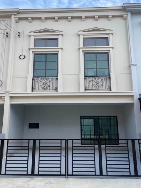ให้เช่าทาวน์โฮม โครงการ สิริเพลส พัฒนาการ Siri Place Pattanakarn เฉลิมพระเกียรติ ร.9 ซอย 48 ใกล้สวนหลวง ร.9*** ราคาเช่า 38,000 บาท/เดือน มัดจำ 2 เดือน + ล่วงหน้า 1 เดือนxx ไม่รับสัตว์เลี้ยง / รับผู้เช่าทุกสัญชาติ / รับผู้เช่าที่พร้อมย้ายเข้าเท่านั้น (ใกล้วันย้ายสามารถนัดเข้าชมได้)ติดต่อ คุณช่อผกา โทร 0616198565 LINE 0616198565สำรอง LINE 0812523279 ส่งลิ้งก์ไว้ได้เลยรหัส# T26-1212ทาวน์โฮม 2 ชั้น สิริเพลส พัฒนาการ Siri Place Pattanakarn