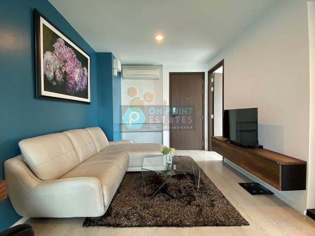 Rhythm Sathorn - Narathiwas (Agent Post)                        2 Bedrooms 1 Bathroom for Rent ** RENTAL PRICE : 27,000 Baht / month (1 Year Contract) **Listing ID : A1233Location : Naradhiwas Rajanagarindra RoadRoom Type : 2 Bedrooms 1 BathroomRoom Size : 46 Sq.m.Function :- Fully Furnished- Gym / Swimming pool / Sauna- BTS Chong Nonsi (700 m./ 9 mins walking distance)ริธึ่ม สาธร-นราธิวาส ให้เช่า 2 ห้องนอน 1 ห้องน้ำ ** ราคาเช่า : 27,000 บาท ต่อเดือน (สัญญา 1 ปี) **Listing ID : A1233พื้นที่ : ถนน นราธิวาสราชนครินทร์ประเภท : 2 ห้องนอน 1 ห้องน้ำขนาด : 46 ตารางเมตรFunction :- ตกแต่งพร้อมอาศัย ฯ- ส่วนกลางประกอบด้วย ฟิตเนส / สระว่ายน้ำ / ซ