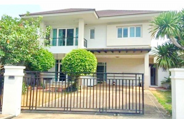 โรงเบียร์เยอรมันตะวันแดง แจ้งวัฒนะ MRT เลี่ยงเมืองปากเกร็ด 600 ม. บ้านเดี่ยว 2 ชั้นฟังก์ชั่น 3 นอน 3 น้ำ 72 ตร.ว. 180 ตร.ม. ตกแต่งพร้อมเฟอร์ฯ บางกอก บูเลอวาร์ด และเครื่องใช้ไฟฟ้า พร้อมสวน ที่จอดรถ และสิ่งอำนวยความสะดวกครบครัน  ใกล้เซ็นทรัล แจ้งวัฒนะ 1 กม. รร.นานาชาติกรุงเทพ ISB สนามกอล์ฟ รพ.และศูนย์การค้า หมาะสำหรับอยู่อาศัย เดินทางสะดวก ใกล้รถไฟฟ้าสายสีชมพู  41,999 บาท/เดือนTawandan