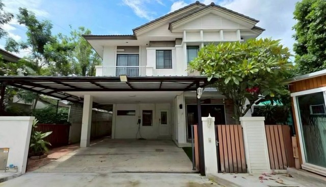 by Land and House หลังแปลงมุม  #บ้านเช่าหรู อยู่โซนทะเลสาบ (Charming Zone)บ้านเดี่ยว2ชั้น พื้นที่ 87ตารางวาพื้นที่ใช้สอย 350ตารางเมตรหน้าบ้านหันทางทิศใต้ รับลม• 6ห้องนอน   •3ห้องน้ำ• 1 ห้องฟิตเนส • 1 บ้านน็อคดาวน์•  2 ห้องครัว•แอร์7เครื่อง•เฟอร์นิเจอร์ ครบ  •จอดรถหน้าบ้าน ได้ 2 คันประตูบ้านปิดเปิดด้วยรีโมต ระบบสัณญานกันขโมย+สังคมดีส่วนกลางอลังการสิ่งอำนวยความสะดวก: คลับเฮาส์วิวทะเล�