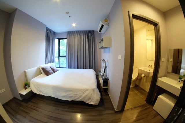 The Base Park West Peaceful Safe 2nd Floor BTS Onnut***Property Sales/Rental Services and Consultation Available. Contact us anytime.***For more details, photos, or to schedule a viewing:Contact: Ekachai (Aui)T. 089-799-5598Line ID: @auiauiaui001 (Add @ at the beginning)2 Bedrooms, 2 BathroomsSize: 53 sq m, 2nd FloorNew, clean, beautifully decorated, ready to move in.Details--------------------------------------------------------------Rental Price: 23,500 THB per month--------------------------------------------------------------*Nearby Landmarks (Based on Google Map data):2. Tesco Lotus3. BTS On Nut4. Habito5. Century Mall6. BTS On Nut--------------------------------------------------------------Rental Conditions:1-year lease agreement1 month advance rent, 2 months security deposit.