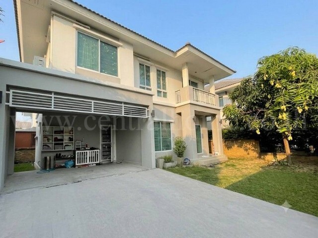 รหัสทรัพย์ : N1540บ้านเดี่ยว หมู่บ้านดีไลท์ แอทซีน วัชรพล-จตุโชติ ตกแต่งสวยงาม พร้อมอยู่ทันทีที่ตั้ง : แขวงออเงิน เขตสายไหม กรุงเทพมหานคร 10220รายละเอียดทรัพย์- บ้านเดี่ยว 2 ชั้น ขนาดเนื้อที่ 55.8 ตารางวา พื้นที่ใช้สอย 244 ตารางเมตร- 3 ห้องนอน, 2 ห้องน้ำ, 1 ห้องโถง, 1 ห้องครัว, 2 ที่จอดรถ- ติดตั้งมุ้งลวด, เหล็กดัด, ผ้าม่าน- เครื่องปรับอากาศ 3 เครื่อง, เครื่องทำน้ำอุ่น 2 เครื่อง, เครื่�