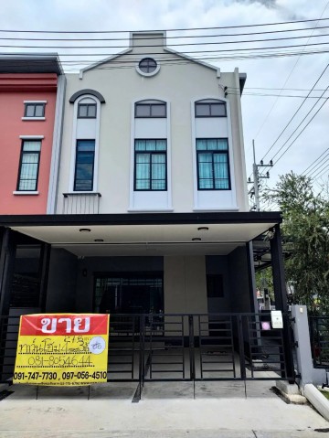 ขายทาวน์โฮมแสนสิริเพลสพระราม 2 หลังมุม 2ชั้นรีโนเวทใหม่มาก พร้อมอยู่ เหมาะทำที่อยู่อาศัย หรือทำโฮมออฟฟิศเนื้อที่ 27.6 ตร.ว. (หลังมุม มีพื้นที่ด้านข้าง)พื้นที่ใช้สอย: 4 ห้องนอน 3 ห้องน้ำครัวบิวท์อินแอร์ 4 น้ำอุ่น 2 จอดรถได้ 2 คันที่ตั้ง: 1111/138 ซ.3 ถ.พระราม 2 ต.พันท้ายนรสิงห์ อ.เมืองสมุทรสาครทำเลดี เดินทางสะดวกเชื่อมต่อ ถ.พระราม 2, ถ.กาญจนาภิเษก และทางด่วน เข้าเมืองง่ายใกล้ส