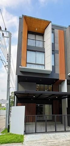 ให้เช่าทาวน์โฮม 3.5 ชั้น โครงการชิเซน พัฒนาการ 32 ( Shizen Phatthanakan 32 ) เฟอร์ครบพร้อมอยู่ราคาเช่า 65,000 บาท / เดือน ( ประกัน 2 เดือน ล่วงหน้า 1 เดือน )ที่ตั้ง ถนนพัฒนาการ ซอยพัฒนาการ 32 แขวงสวนหลวง เขตสวนหลวง กรุงเทพมหานคร 10250ติดต่อ : คุณภัสพงณ์ 0634098164Line : deedaa24https://www.facebook.com/profile.php?id=61581484955548เนื้อที่ 21.6 ตารางวา พื้นที่ใช้สอย 210 ตารางเมตร จำนวน 3.5 ชั้น 3 ห้องนอน 4 ห้องน้ำ จอดรถ 2 คันมี 1 ห้องนั่งเล่น (ชั้นลอย) 1 ห้อง�