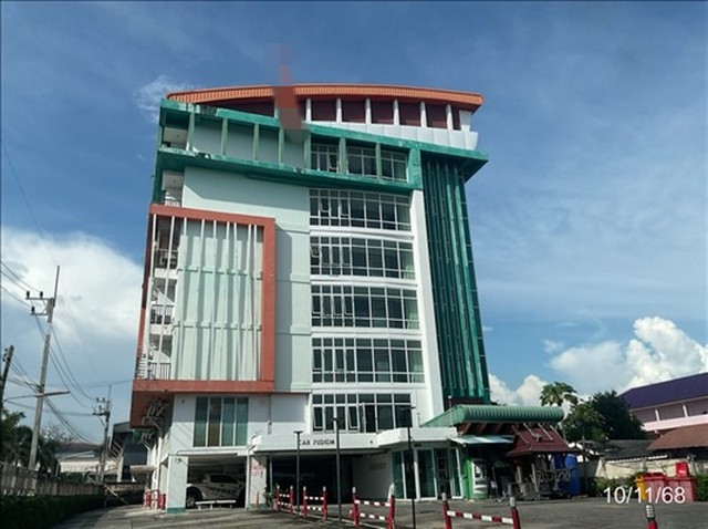 ขาย คอนโด คาร์พิเดี้ยม คอนโด ทาวน์  ซอยสดใส ถนนสุขุมวิท (ทล.3) ตำบลเนินพระ อำเภอเมืองระยอง ระยอง  ราคา 1,363,000 บาท ( ราคาต่อรองได้ )  รายละเอียดทรัพย์ -  เนื้อที่ - ตารางวา  พื้นที่ใช้สอย 30.28 ตารางเมตร -  1 ห้องนอน 1 ห้องน้ำ  -  1 ที่จอดรถ  -  คอนโดหันไปทางทิศ  พิกัดทรัพย์ :    https://maps.app.goo.gl/yh9US7vB6STnB9JG9  สถานที่ใกล้เคียง   - โฮมโปร ระยอง - แพชชั่น ช้อปปิ้งเดสติเนชั่น - ตลาดสตาร์ไนท์บาร์ซ่า - บุญถาวร ระย�