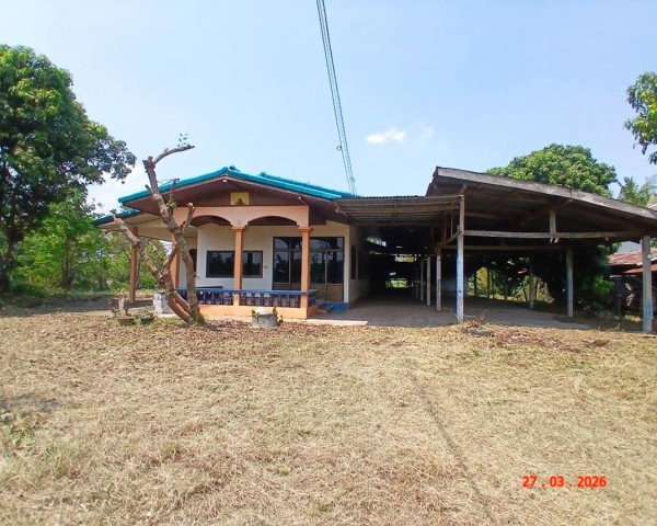 ขายบ้านเดี่ยว นครพนมซอย ถนน สายบ้านโปร่ง - บ้านคำชะอี ตำบล นาหนาด อำเภอ ธาตุพนม จังหวัด นครพนม  ถนน สายบ้านโปร่ง - บ้านคำชะอี ตำบล นาหนาด อำเภอ ธาตุพนม จังหวัด นครพนม  ราคาโปรโมชั่น 1,351,000 บาท    ลดจาก 1,889,000 บาท ราคาโปรโมชั่นตั้งแต่วันที่ 1 กรกฎาคม 2569 – 30 กันยายน 2569  รายละเอียดทรัพย์ -  เนื้อที่ 228 ตร.ว. พื้นที่ใช้สอย 183 ตร.ม. -  3 ห้องนอน 2 ห้องน้ำ  -  1 ที่จอดรถ  -  บ้านหันไปทางทิศใต้  พิกัด
