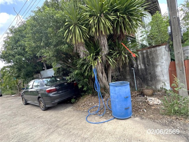 ขายบ้านเดี่ยวสมุทรสาคร ถนนบางยาง - เกษตรพัฒนา  ถนน บางยาง - เกษตรพัฒนา  ซอย 10 หมู่ 1 ถนน บางยาง - เกษตรพัฒนา ตำบล เกษตรพัฒนา อำเภอ บ้านแพ้ว จังหวัด สมุทรสาคร  ราคาโปรโมชั่น  1,229,000    บาท    ลดจาก 1,618,000  บาท ราคาโปรโมชั่นตั้งแต่วันที่ 1 กรกฎาคม 2569 – 30 กันยายน 2569  รายละเอียดทรัพย์ -  เนื้อที่ 50.00 ตร.ว.   พื้นที่ใช้สอย 000 ตารางเมตร -  3 ห้องนอน 2 ห้องน้ำ  -  1 ที่จอดรถ  -  บ้านหันไปทางทิศ ตะวันตกเฉีย�