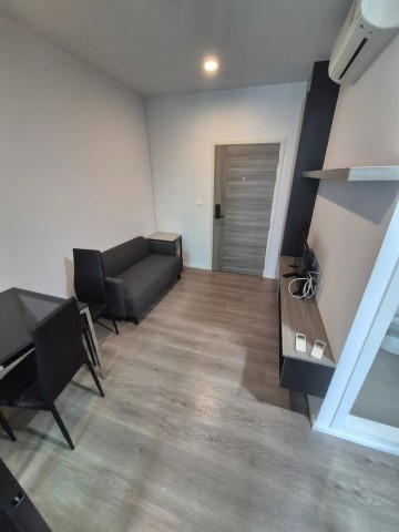 Notting Hill Sukhumvit 105 - 1 Bedroom Condo for RentLocation: Soi Sukhumvit 105 (Lasalle Rd.), Bang Na, BangkokContact Aekachai (Aui)T. 089-799-5598Line ID : @auiauiaui001 (add @ in front)Room details- 1 Bedroom / 1 Bathroom- Size: 28 sq.m.- Floor: 7- Fully furnished with nice decoration- Refrigerator, washing machine, built-in kitchen- Balcony with open viewRental: 10,000 THB/monthNearby- BTS Bearing via Lasalle Rd.- Central Bangna and Mega Bangna- Sikarin Hospital- St. Andrews International School and La Salle School BangkokProject facilities- Swimming pool, fitness, sauna and steam room- Co-working space, clubhouse and gardens- 24-hr security, CCTV, key card access, parking