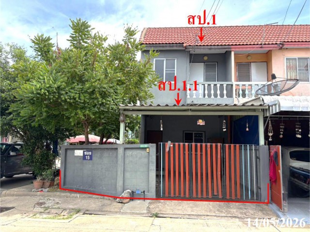 ขายทาวน์เฮ้าส์ปทุมธานี โครงการ บ้านกฤษณา 2    ซอย ภายในโครงการ(ซอย15) ถนน ปทุมธานี - สามโคก (ทล.3111) ตำบล กระแชง อำเภอ สามโคก จังหวัด ปทุมธานี  ราคา 1,630,000   บาท  ( ราคาต่อรองได้ )  รายละเอียดทรัพย์ -  เนื้อที่ 24.00 ตร.ว.   พื้นที่ใช้สอย 104.00 ตร.ม. -  2 ห้องนอน 1 ห้องน้ำ   -  1 ที่จอดรถ   -  บ้านหันไปทางทิศ ตะวันตกเฉียงใต้  พิกัดทรัพย์ :  https://maps.app.goo.gl/ZJW5MzxrYBuG42mz7  สถานที่ใกล้เคียง   - โลตัส ปทุมธานี - แม็คโคร ปทุมธ�