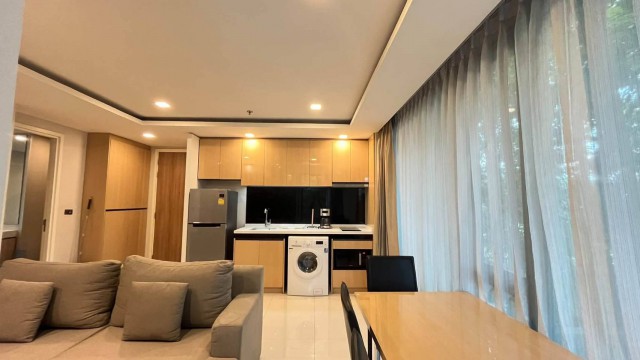 ให้เช่า Star Hill Condo เชียงใหม่ | 22,000 บาท/เดือนคอนโด 2 ห้องนอน สภาพใหม่ พร้อมอ่างอาบน้ำ ใกล้ มช. และนิมมาน!ห้องสวย สภาพใหม่ ไม่โทรม เฟอร์นิเจอร์และเครื่องใช้ไฟฟ้าครบ พร้อมเข้าอยู่รายละเอียดห้อง- 2 ห้องนอน- 1 ห้องน้ำ พร้อมอ่างอาบน้ำ- ชั้น 3- เฟอร์นิเจอร์และเครื่องใช้ไฟฟ้าครบชุด- พร้อมเข้าอยู่ หิ้วกระเป๋ามาได้เลยทำเลใกล้เคียง- มหาวิทยาลัยเชียงใหม่ (มช.) ประมาณ 5 นาที- นิมมานเ�