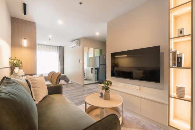 1 Bedroom Condo for Rent at Regent Home Bangna near BTS Bang NaLocation: Regent Home Bangna, Bang Na, BangkokContact Aekachai (Aui)T. 089-799-5598Line ID : @auiauiaui001 (add @ in front)Room details- 1 bedroom 1 bathroom- Size 28 sqm- Building A 30th floor, corner room- River view- Newly decorated and ready to move in- 6 ft bed, sofa, dining table and work desk- Full electrical appliances- Digital door lockRental- 13,000 THB per monthNearby- BTS Bang Na within walking distance- Easy access to Sukhumvit Road and Bang Na Trat RoadProject facilities- Salt water swimming pool- Fitness and boxing area- Co-working space and meeting room- Garden and yoga area- 7-Eleven in the project- 24 hour security- Car parking
