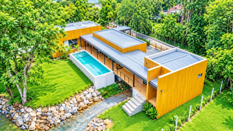ใกล้ หลวงพ่อทวดเขาใหญ่ 3กม.ถนนธนะรัชต์ 200 ม. Pool Villa เขาใหญ่ ติดลำตะคอง ขาย-เช่า 2-3นอน 3น้ำ และด่านอุทยานแห่งชาติเขาใหญ่ 5 กม. ที่ดิน 293 ตร.ว.  300 ตร.ม.พร้อมสระว่ายน้ำส่วนตัว สวนขนาดใหญ่ และวิวลำธารธรรมชาติ ทำเลใกล้ร้านอาหาร ตลาด และแหล่งท่องเที่ยว เดินทางไปทางเข้าอุทยานแห่งชาติเขาใหญ่ได้สะดวก 79,999 บาท/เดือนKhaoYai Pool Villa home for sale or rent Thanarat Rd 200m. bordering the LamTakhong stream. Features 2-3bed 3bath 293 sq.wa. land and 250 sq.m. usable area. Includes a private swim