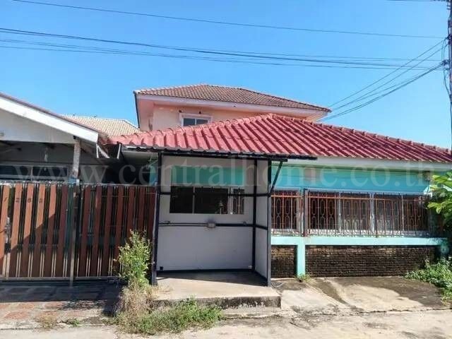 รหัสทรัพย์ : N1542บ้านเดี่ยว หมู่บ้านประเสริฐสุขที่ตั้ง :&nbsp;ตำบลดาวเรือง อำเภอเมือง จังหวัดสระบุรี 18000รายละเอียดทรัพย์- บ้านเดี่ยว 2 ชั้น หลังริม ขนาดเนื้อที่ 68 ตารางวา พื้นที่ใช้สอย 272 ตารางเมตร- 5 ห้องนอน, 4 ห้องน้ำ, 1 ห้องครัว, 2 ห้องโถง กั้นห้องเป็นสัดส่วนสวยงาม, 1 ที่จอดรถ- ทำเลต้นโครงการ หลังริม บรรยากาศดีมาก ร่มรื่น- แท็งก์น้ำ 2 ลูก, ปั๊มน้ำ 1 เครื่อง, เครื่องดูดควัน 1 เค�
