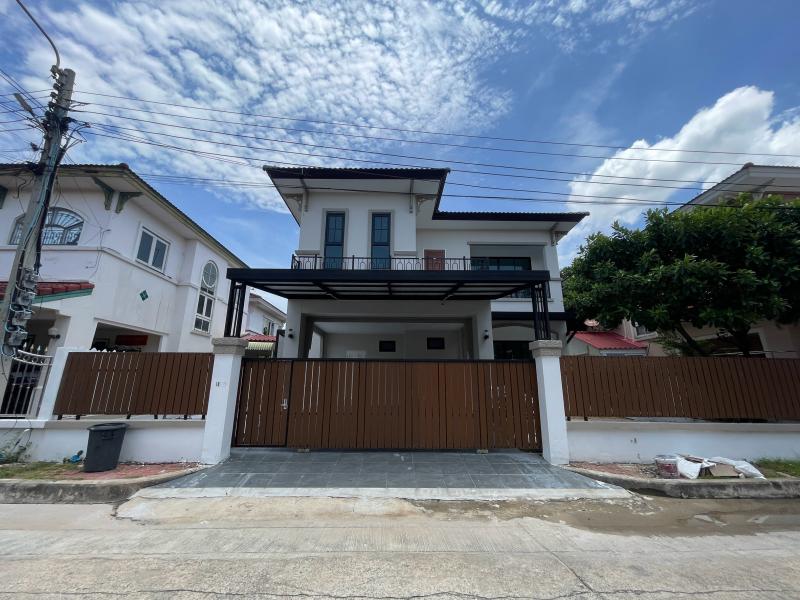[บ้านเดี่ยวพื้นที่เยอะ] บ้านเดี่ยว 2 ชั้น ชัยพฤกษ์ ถนนวัดลาดปลาดุก (บางบัวทอง)• ที่ตั้ง: ถนนวัดลาดปลาดุก ต.บางรักพัฒนา อ.บางบัวทอง จ.นนทบุรี 11110• เนื้อที่ดิน: 53 ตารางวาราคาขายสุดพิเศษเพียง 3,990,000 บาท เท่านั้น!โปรโมชั่นพิเศษ: ฟรีค่าใช้จ่ายในการโอนกรรมสิทธิ์ทั้งหมด! รายละเอียดอสังหาริมทรัพย์• สถานศึกษา: โรงเรียนเตรียมอุดมศึกษาพัฒนาการ นนทบุรี, โรงเรียนอนุบาลเด่นหล