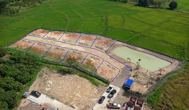 ขายที่ดินเปล่าแบ่งแปลง 70-92ตรว. เริ่ม 455,000บ. ฟรีโอน ถมดินแล้ว น้ำประปา ไฟฟ้า ถนนคอนกรีต ใกล้บ้านถวาย ต.ขุนคง อ.หางดง เชียงใหม่ขายที่ดินเปล่าแบ่ง 11 แปลง แถวบ้านถวาย ทำเลสวย ราคาถูกมากๆมีเพื่อนบ้าน ไม่เปลี่ยว  ล้อมรอบด้วยทุ่งนา วิวเขาติดทุ่งนาเหมาะทำบ้านสวน บรรยากาศเงียบสงบอยู่ท้ายหมู่บ้านอากาศเย็นสบาย น้ำไม่ท่วมเข้าออกเมืองสะดวก ทำเลดี สัญจรสะดวก ใกล้ตลาด ใ�
