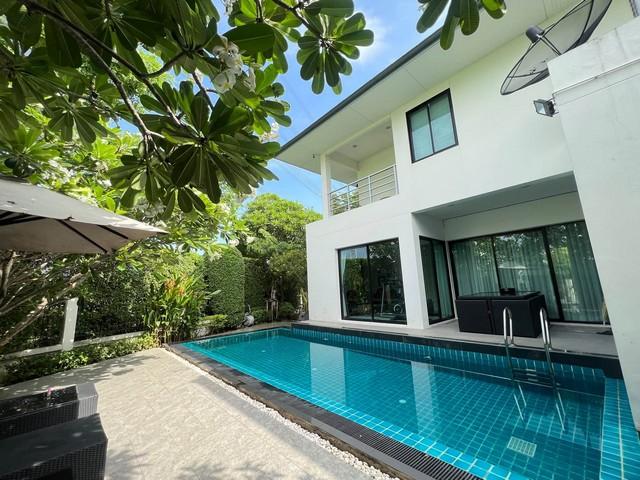 ให้เช่า ขายบ้านเดี่ยว Pool Villa 119 ตรว. 4 ห้องนอน โครงการ  บลูลากูน Blue Lagoon 2 บางนา-วงแหวน หลังมุม ทิศเหนือ ใกล้เมกะบางนา*** ราคาเช่า 160,000 บาท/เดือน มัดจำ 2 เดือน ล่วงหน้า 1 เดือน สัญญาขั้นต่ำ 1 ปีxx เลี้ยงน้องหมาตัวเล็กได้ (แต่ถ้าน้องทำของเสียหายผู้เช่าต้องรับผิดชอบ)xx ห้ามสูบบุหรี่ในบ้าน*** ราคาขาย 39,000,000 บาท ค่าโอนคนละครึ่งติดต่อ คุณช่อผกา โทร 0616198565 LINE 0616198565สำรอง LINE 0812523279 ส่งลิ้งก์ไว้ได้เล�
